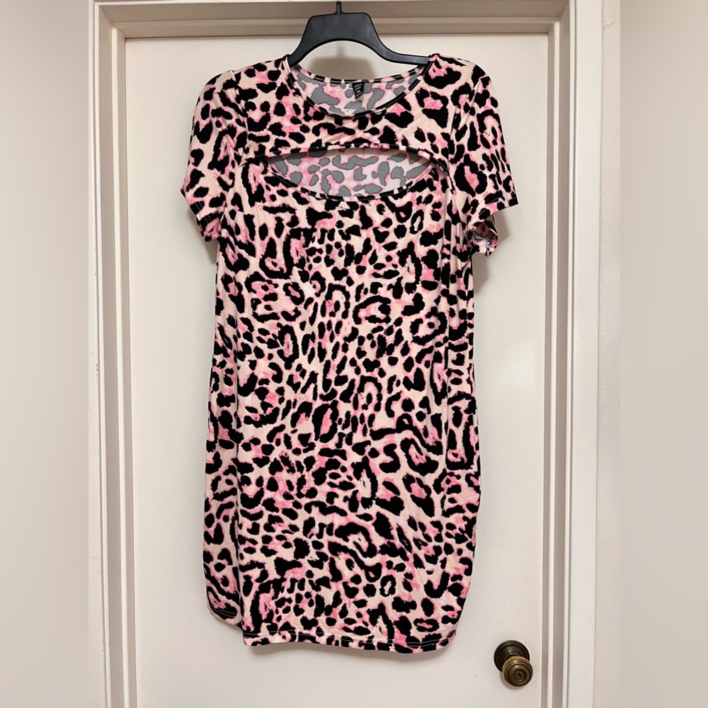 SHEIN Curve leopard print cut out front bodycon dress